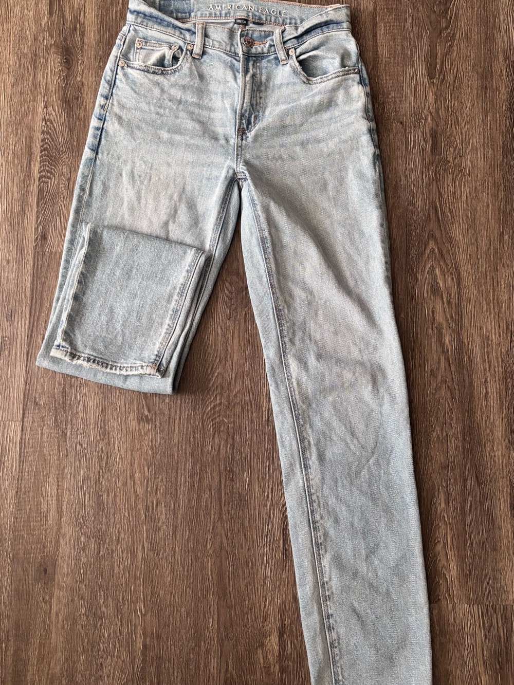 American Eagle Outfitters Light Blue Denim Jeans with White Tag - Picture 2 of 3